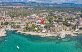 Beautiful Home In Sibenik-Brodarica